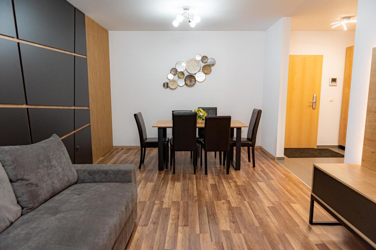 Pastel Apartments Braşov Extérieur photo
